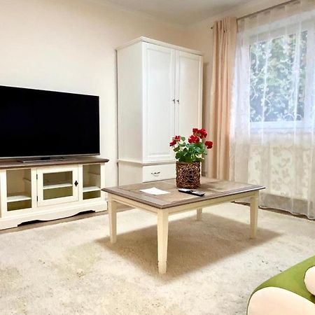 Wohnung Im Erdgeschoss Bietigheim-Bissingen Exteriör bild