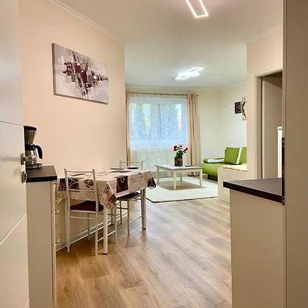 Wohnung Im Erdgeschoss Bietigheim-Bissingen Exteriör bild
