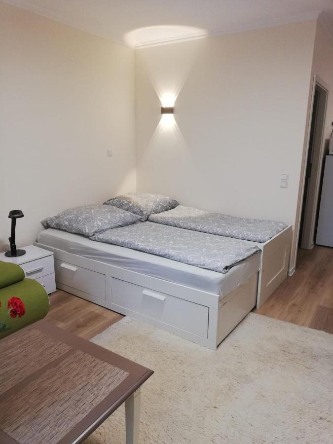 Wohnung Im Erdgeschoss Bietigheim-Bissingen Exteriör bild